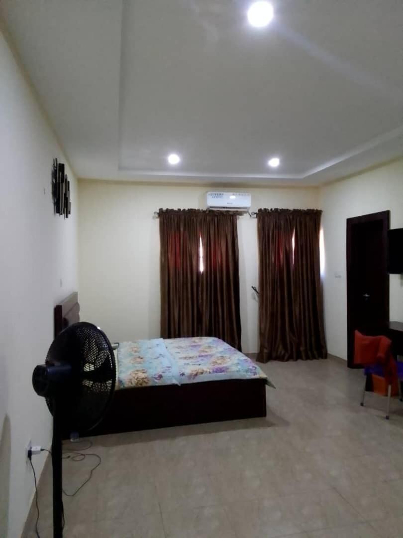 Dumeros Abuja Extérieur photo